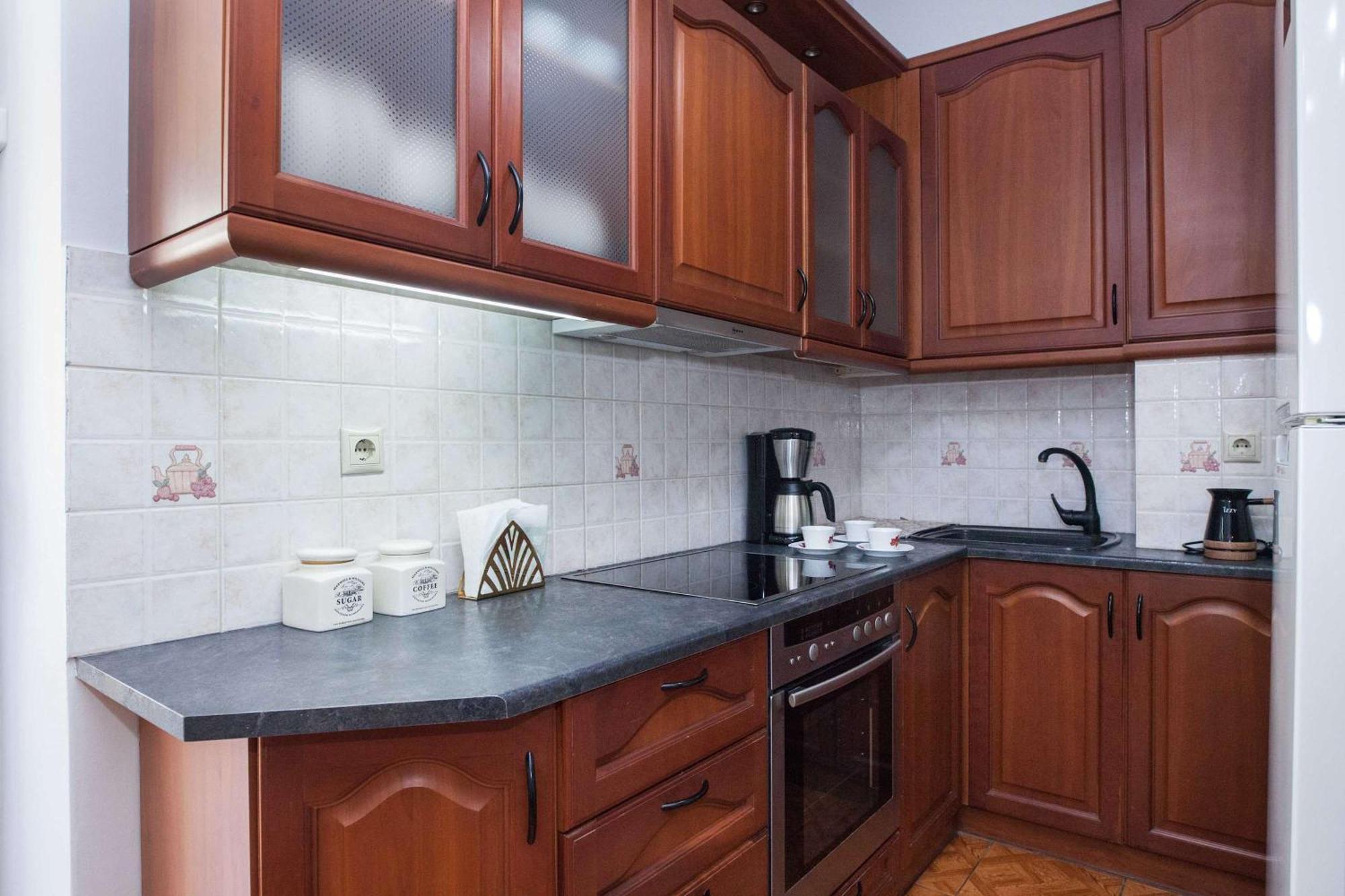 Central 2 Bd Apt With Balcony By Monastiraki Атина Екстериор снимка