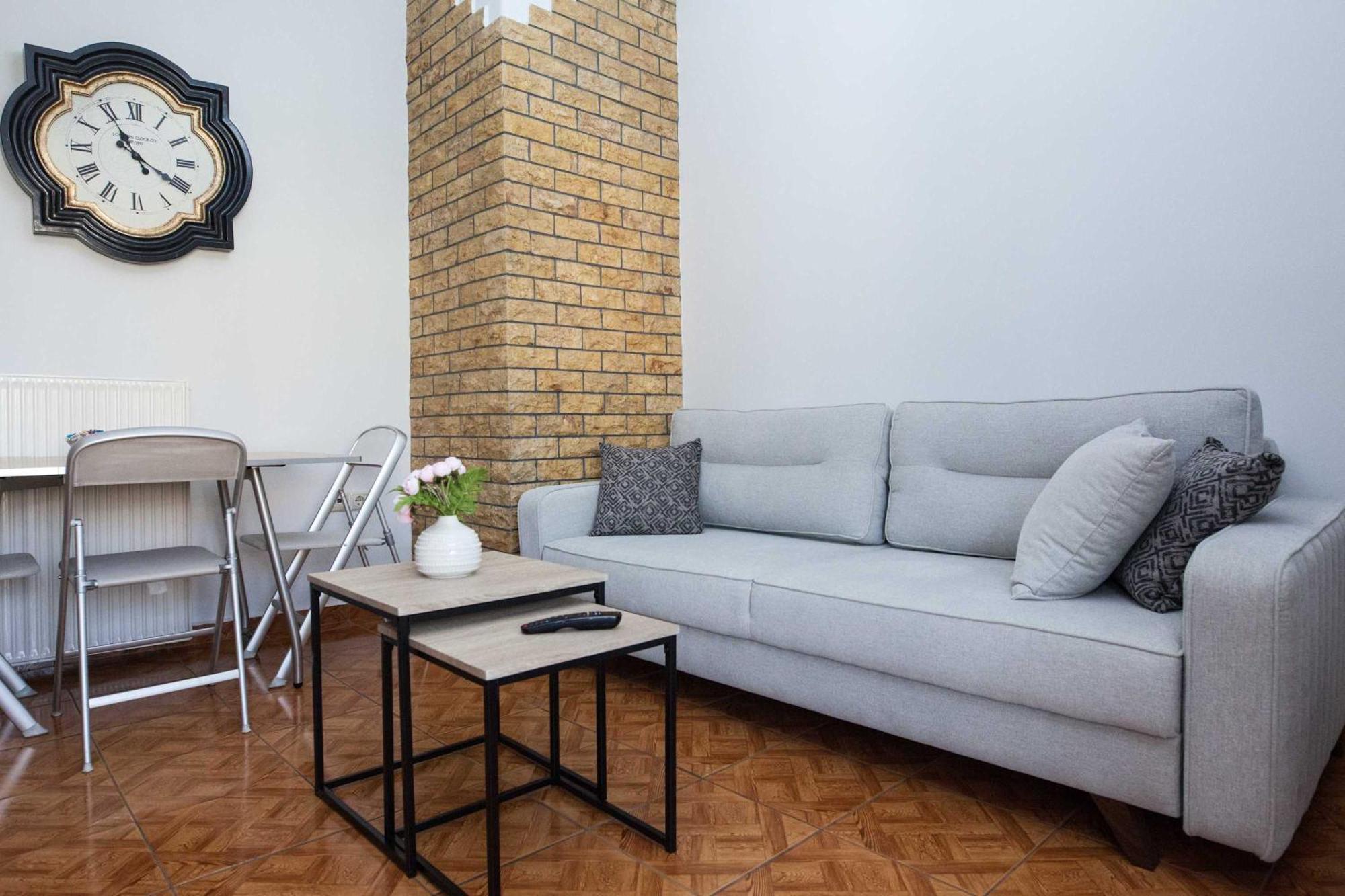 Central 2 Bd Apt With Balcony By Monastiraki Атина Екстериор снимка